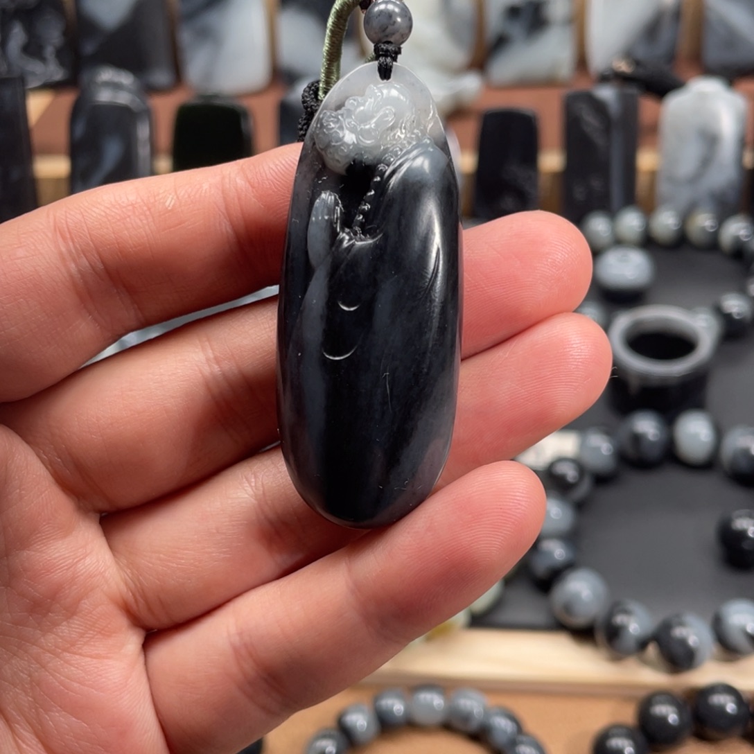 和田玉未镶嵌挂件