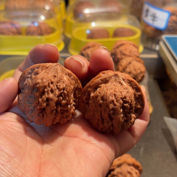 文玩核桃把件全品窝底42