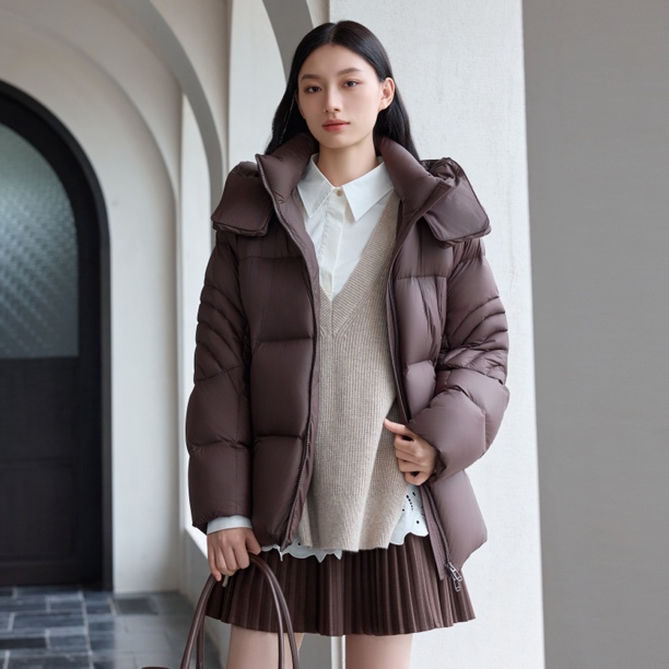华家曼商场同款短款连帽加厚保暖雁鸭绒羽绒服