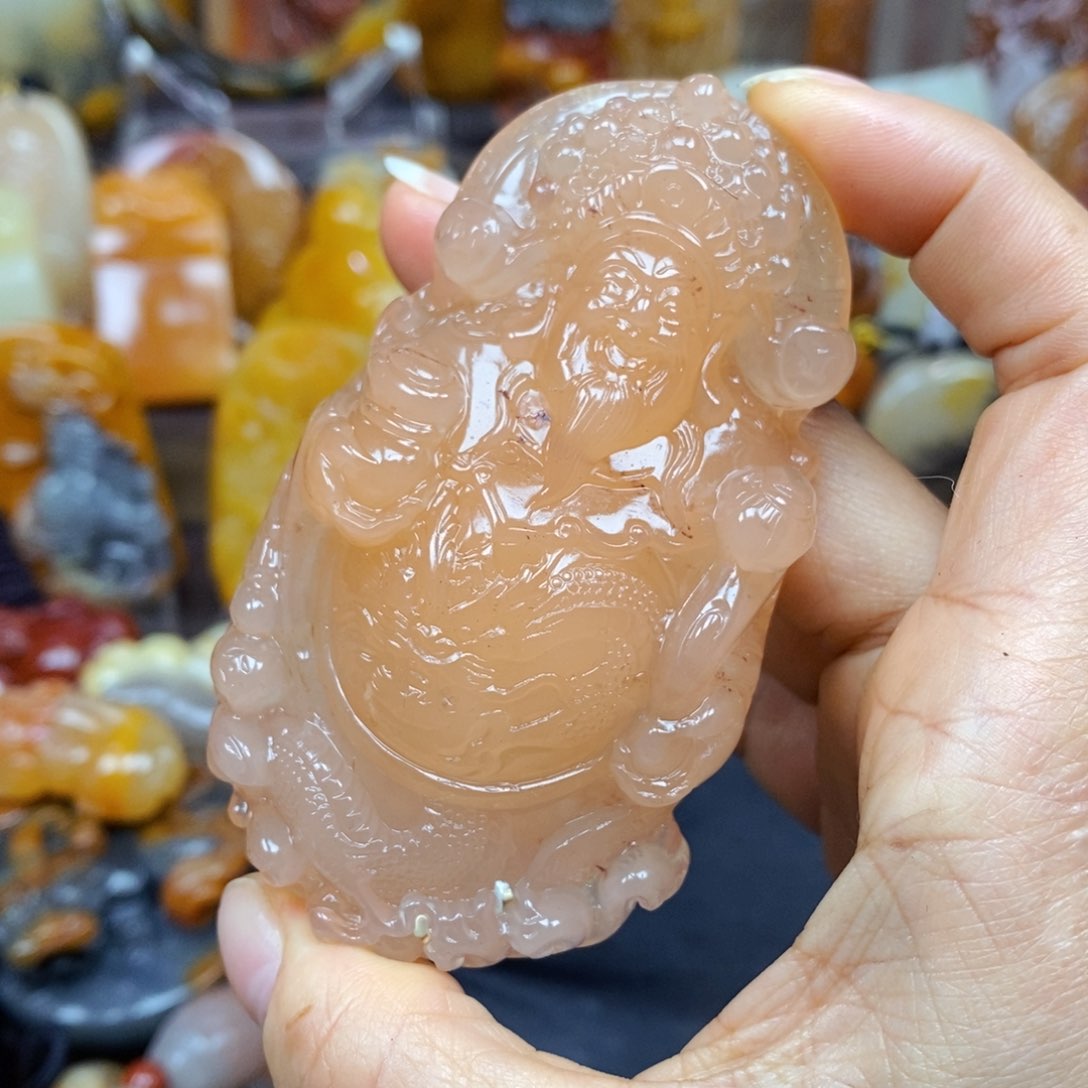 石英质玉（黄龙玉）颈饰未镶嵌