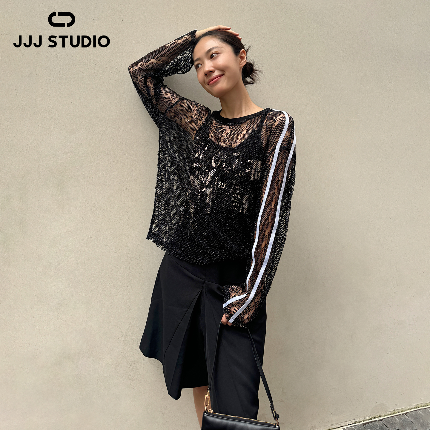 JJJ STUDIO 黑色百搭叠穿款圆领网状透视宽松长袖上衣 JDWWR3N235