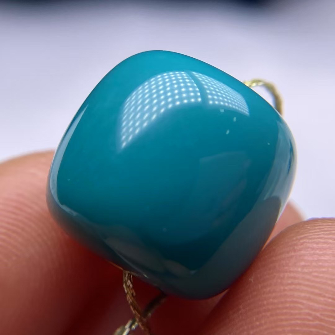 【绿松石老型珠】 尺寸15.2x14.2mm，重5.79克（113）