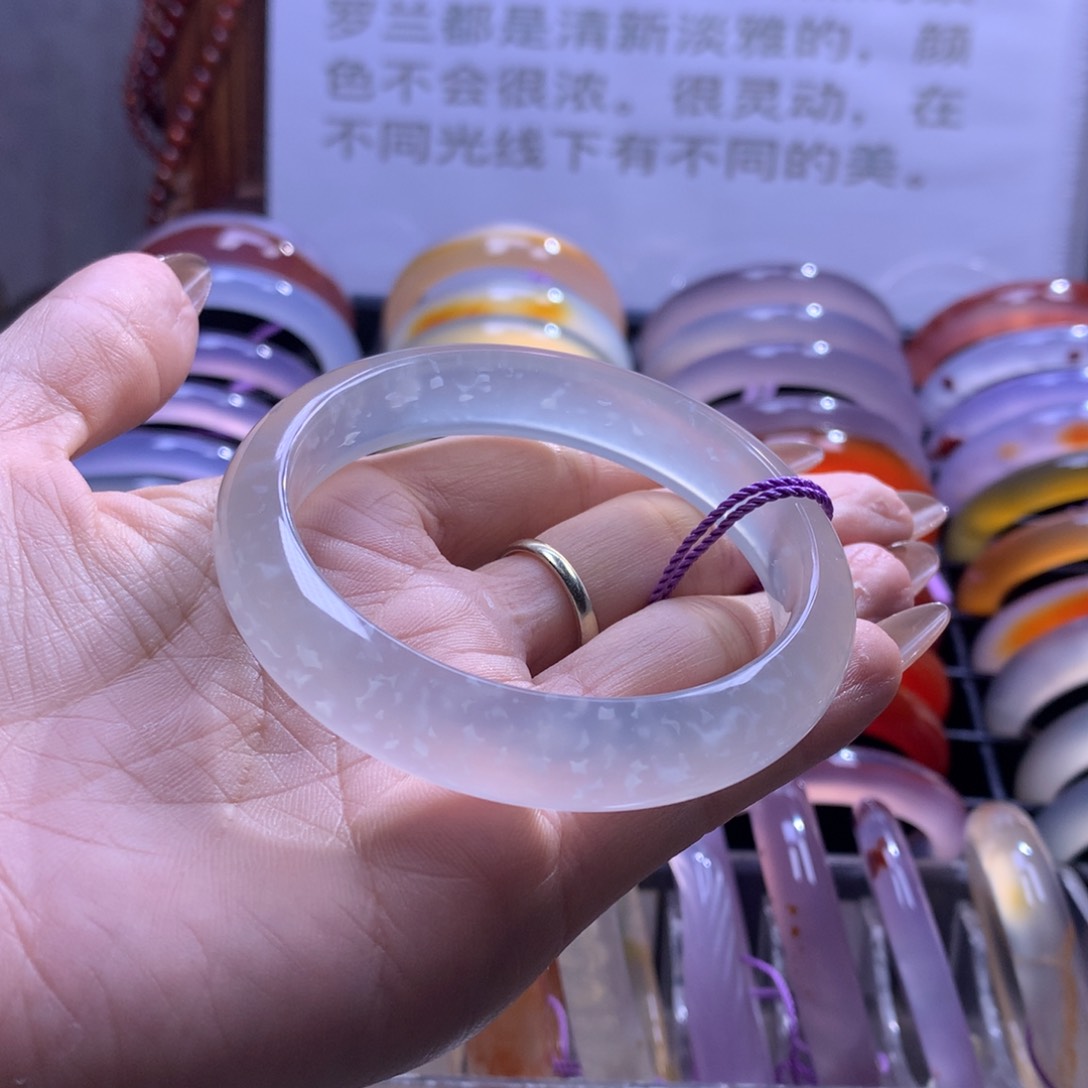 【闪购商品】玛瑙/玉髓手镯未镶嵌2*