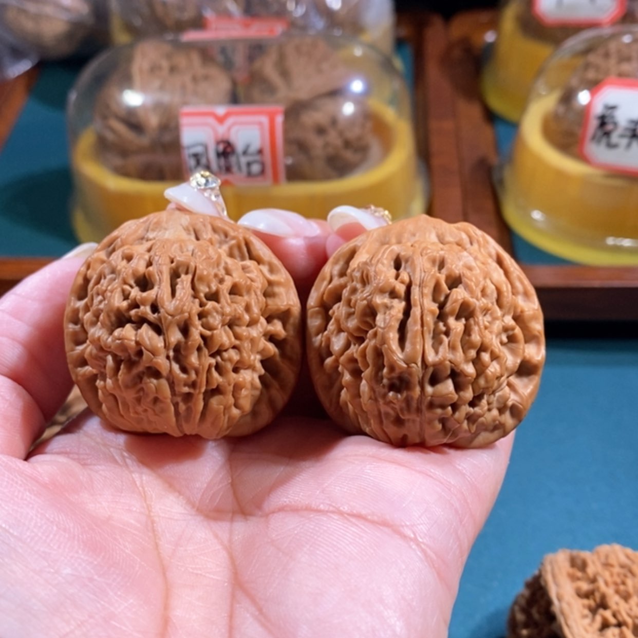 【闪购商品】文玩核桃吊坠草****^莲花