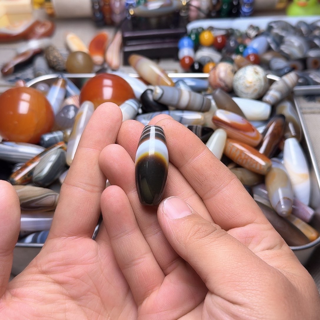 玛瑙/玉髓颈饰合金