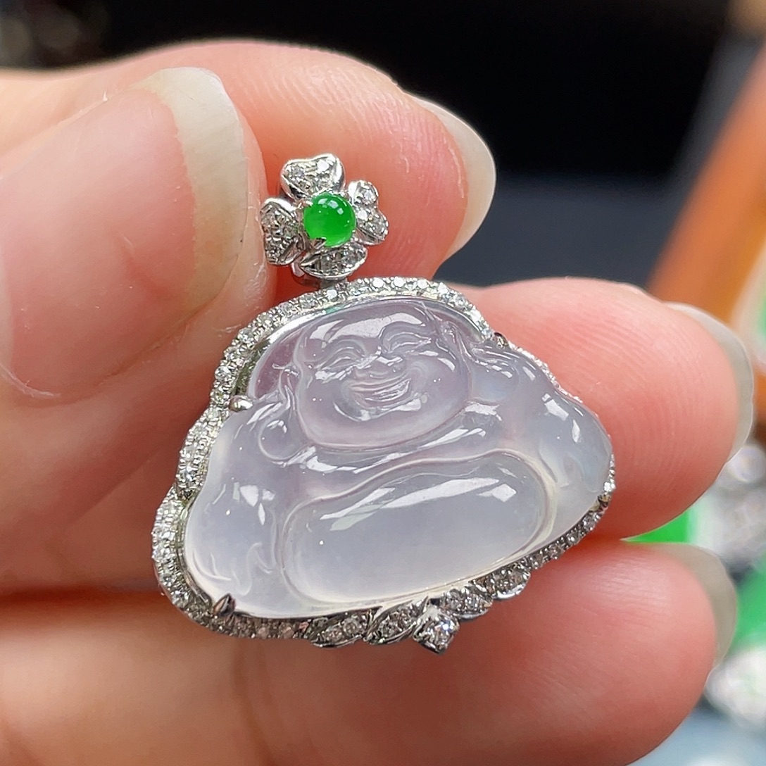 翡翠18K金镶嵌颈饰冰佛公