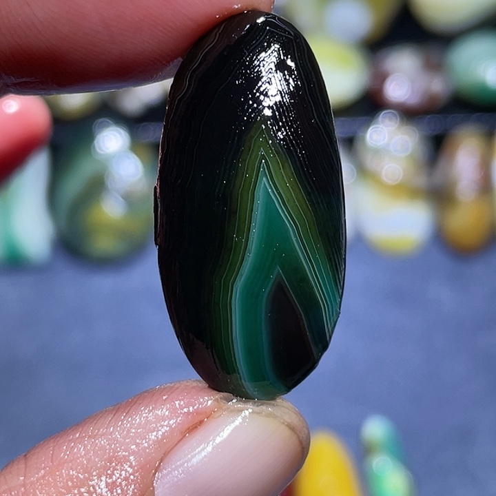 玛瑙/玉髓未镶嵌珠宝奇石