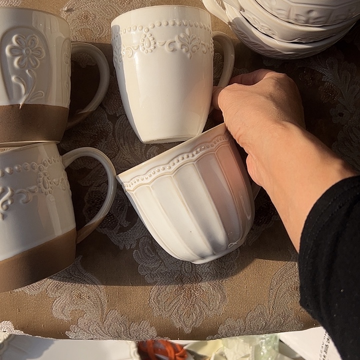 瓷片默认瑕疵商品杯子各一个