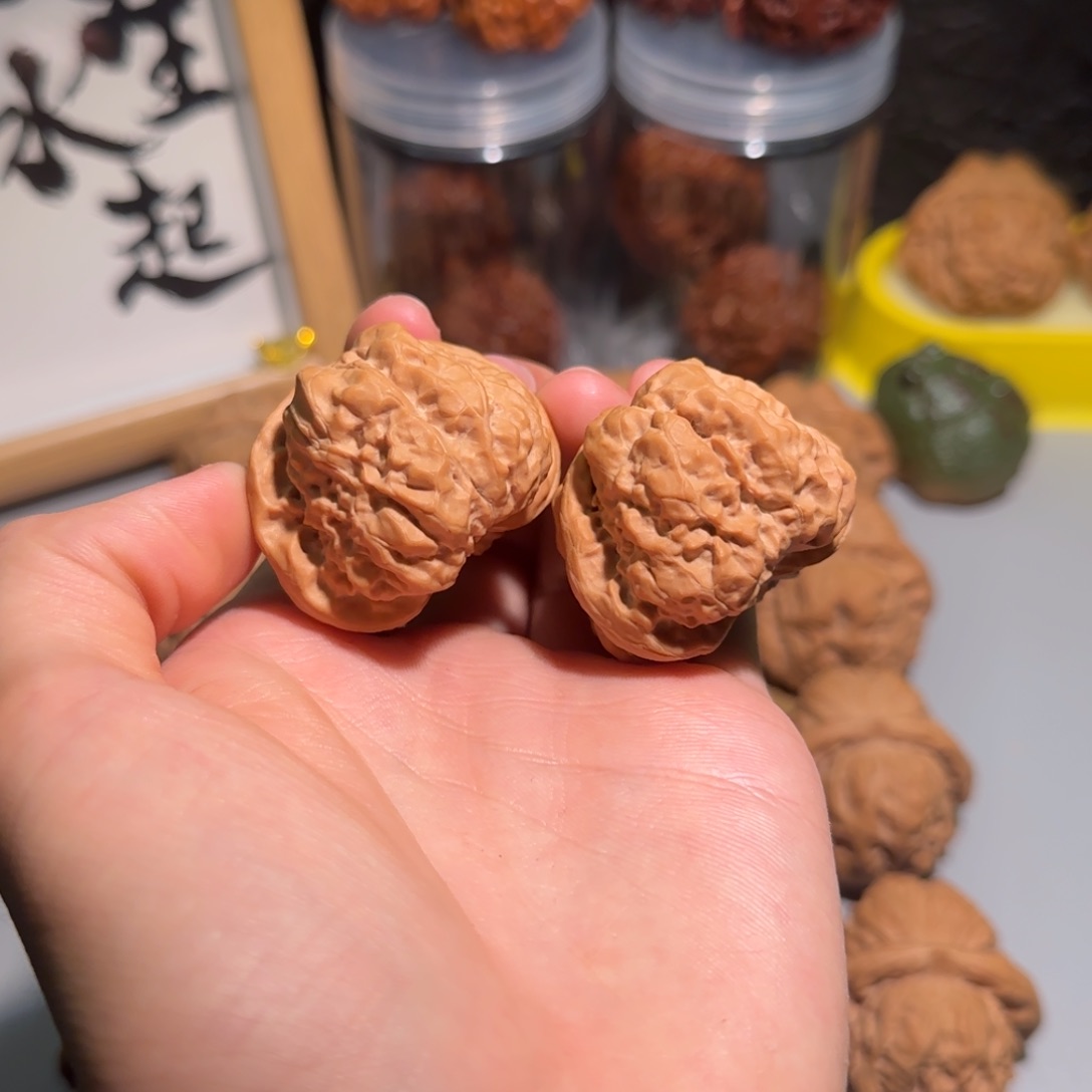 文玩核桃吊坠怀柔蛤蟆头40