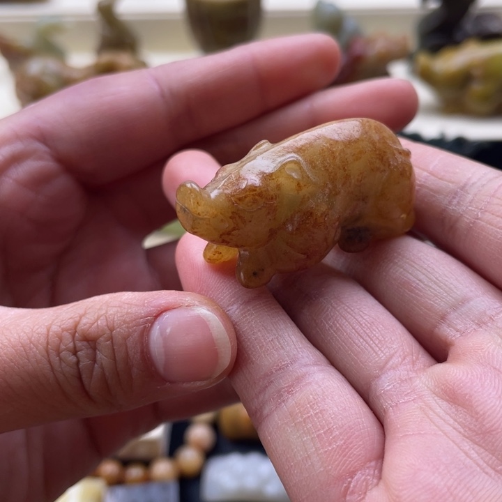 蛇纹石玉颈饰未镶嵌6