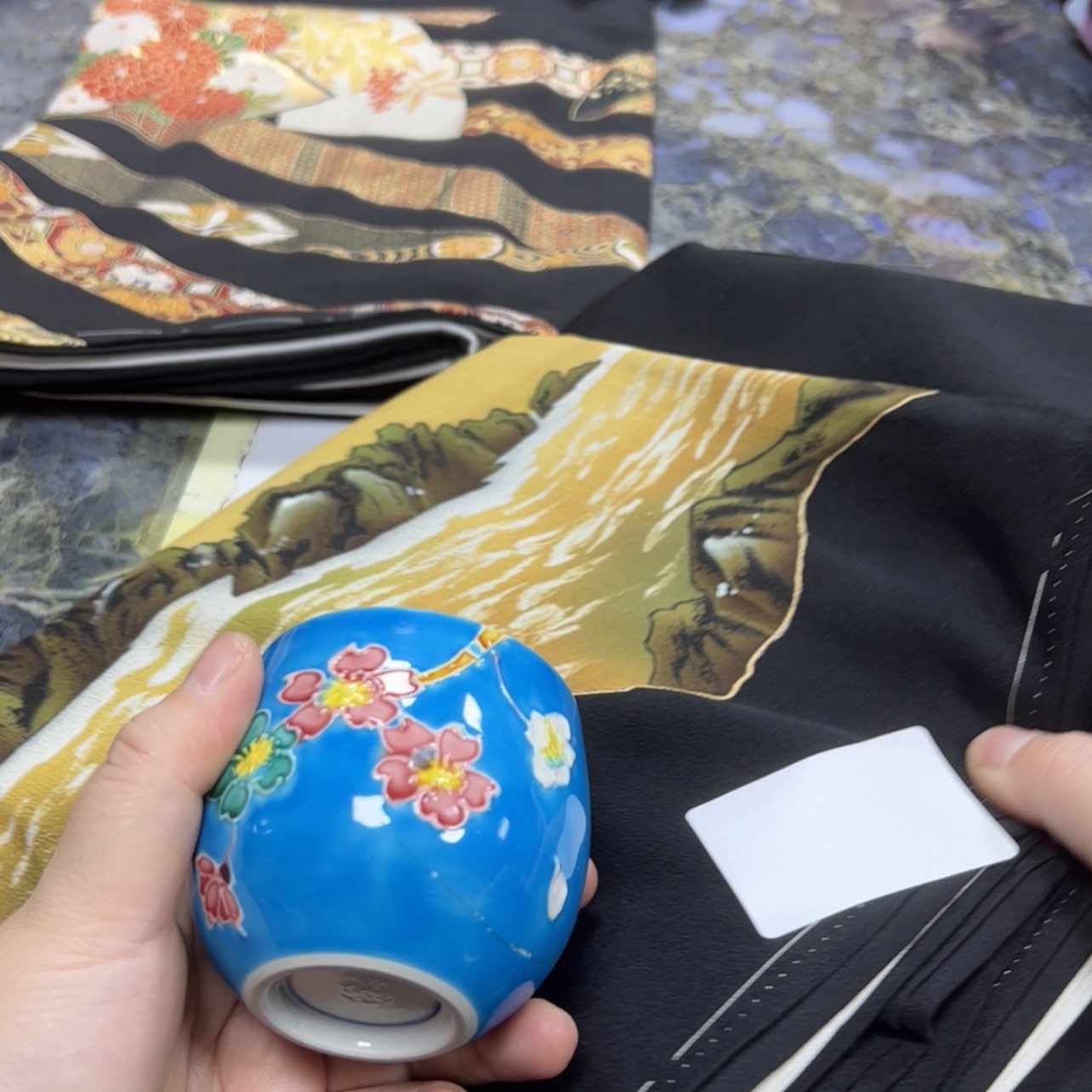 【闪购商品】一****欢陶瓷马克杯带盖勺