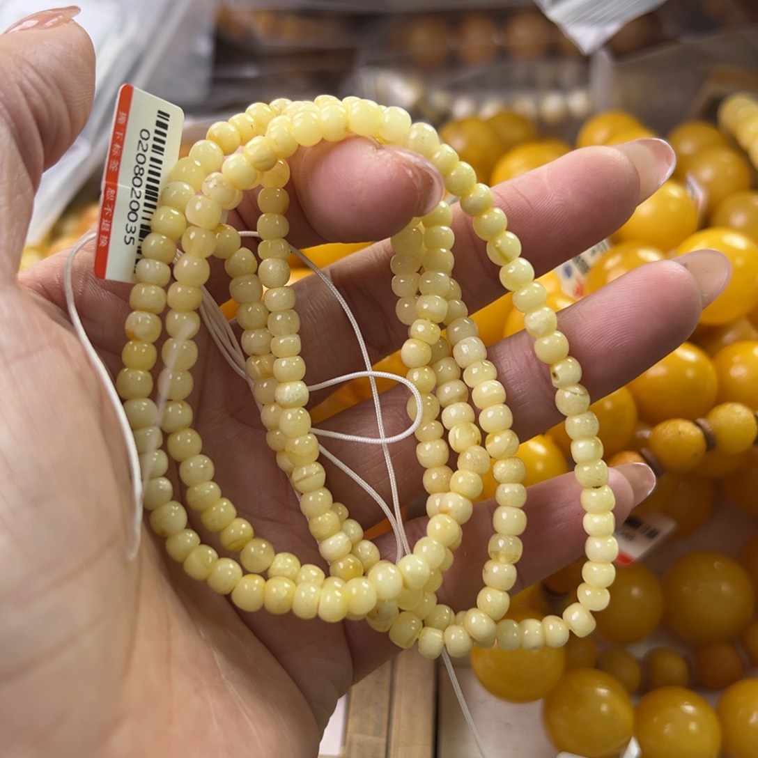 未镶嵌琥珀珠宝奇石