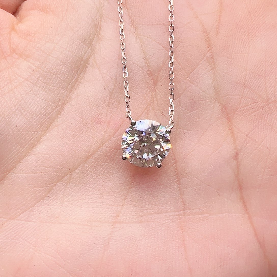 项链18K金镶嵌实验室培育钻石2.019ct K白四爪项链45cm