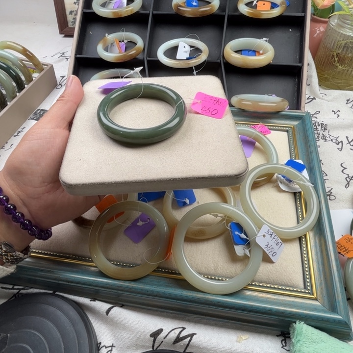 未镶嵌手镯和田玉玲珑美镯57