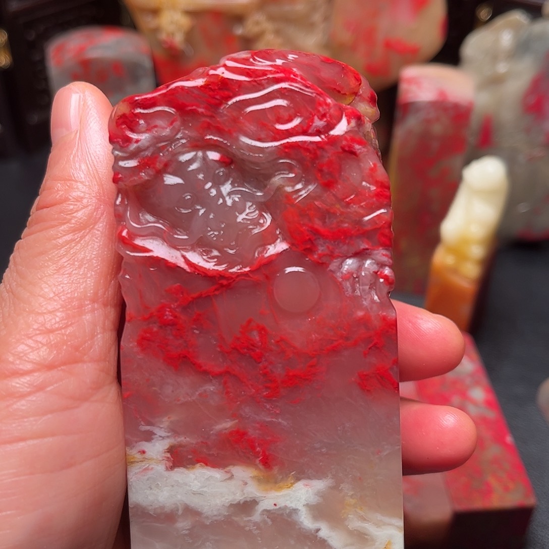 石***斋昌化石巴林鸡血石