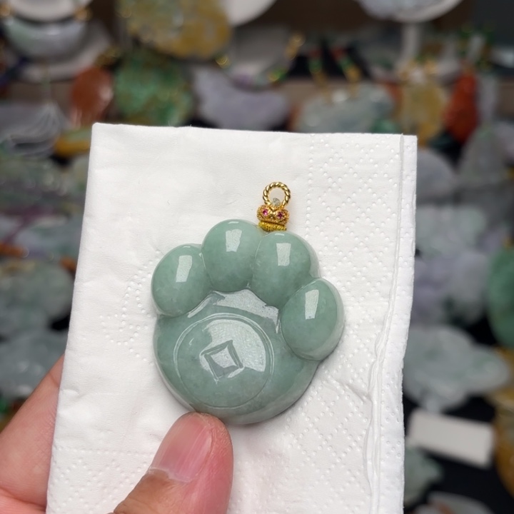 翡翠颈饰未镶嵌吊坠