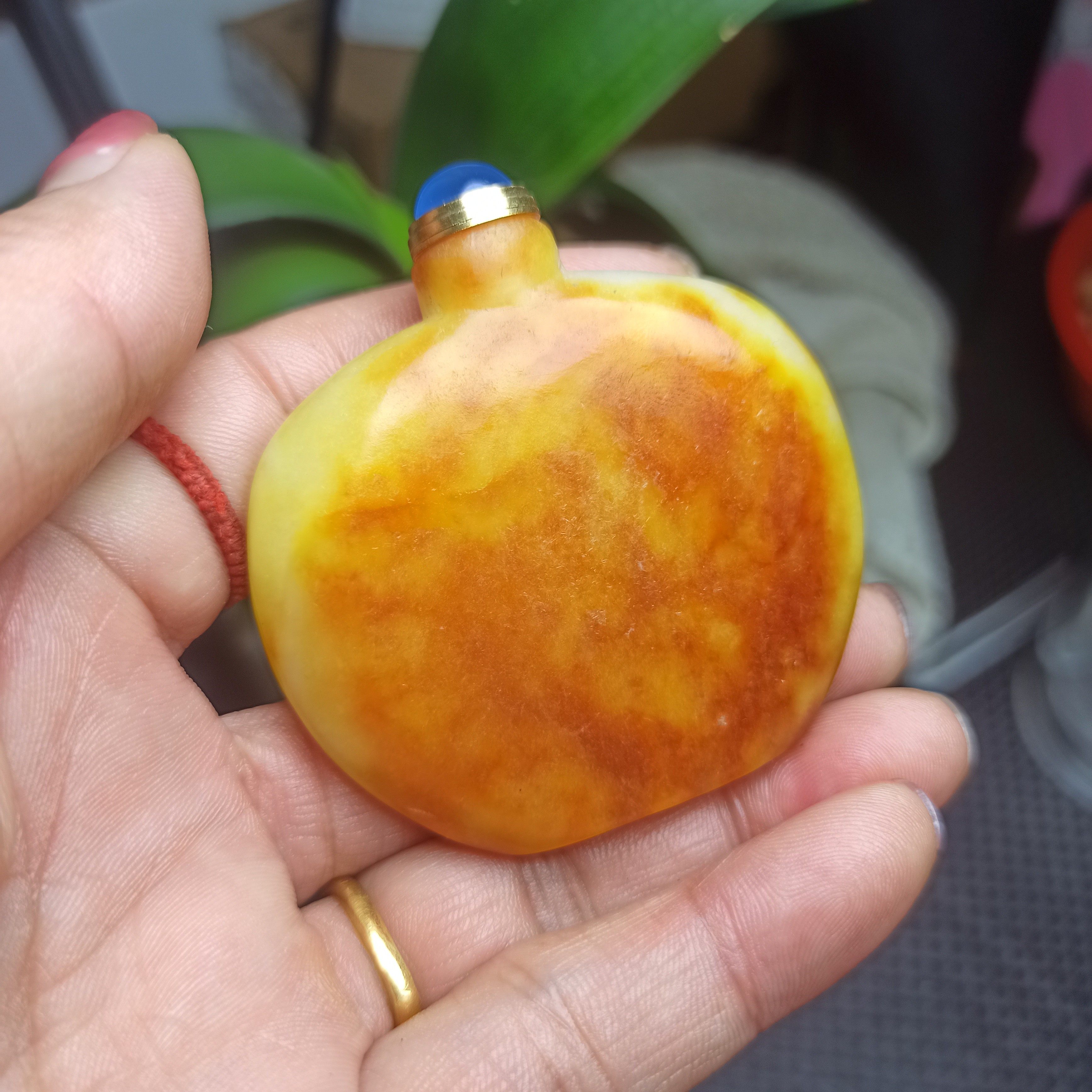 和田玉黄沁壶把件