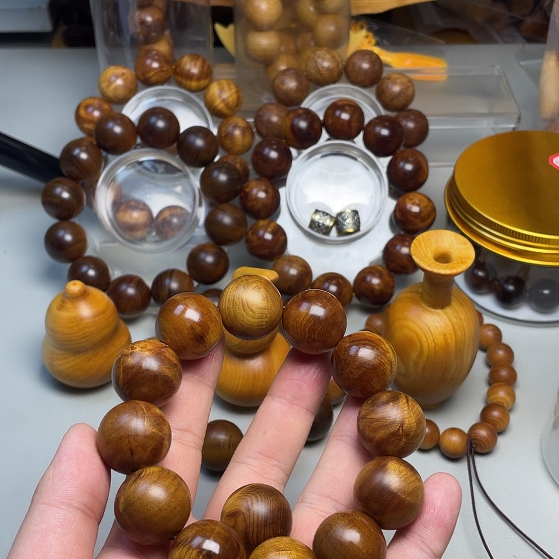 柏木（崖柏）巫溪崖柏2.0龙胆闪电