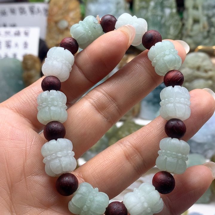 未镶嵌定制翡翠手串