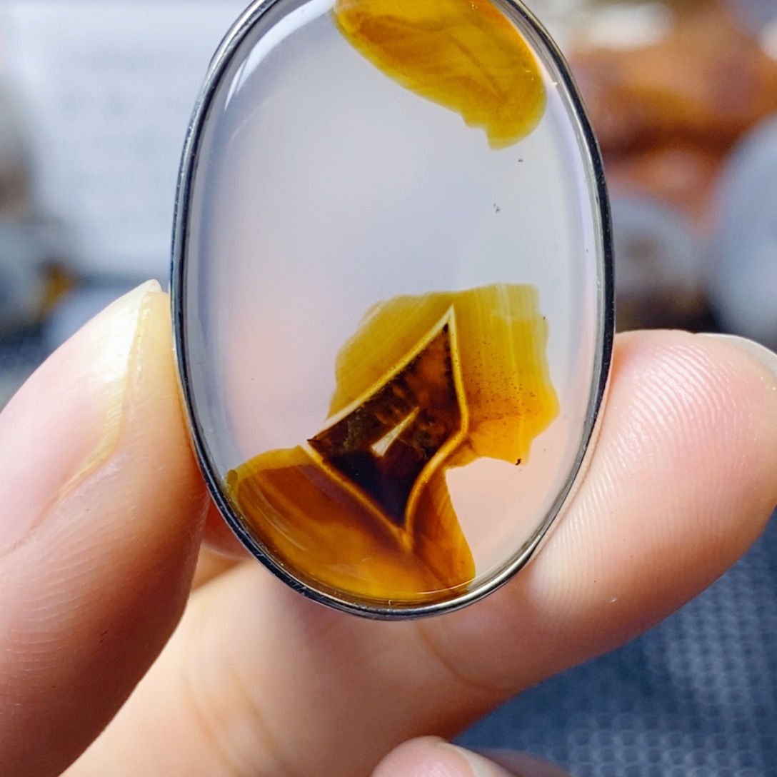 玛瑙/玉髓未镶嵌珠宝奇石