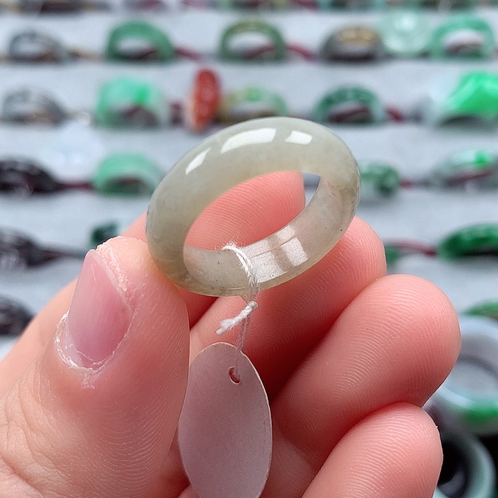 翡翠戒指未镶嵌17号