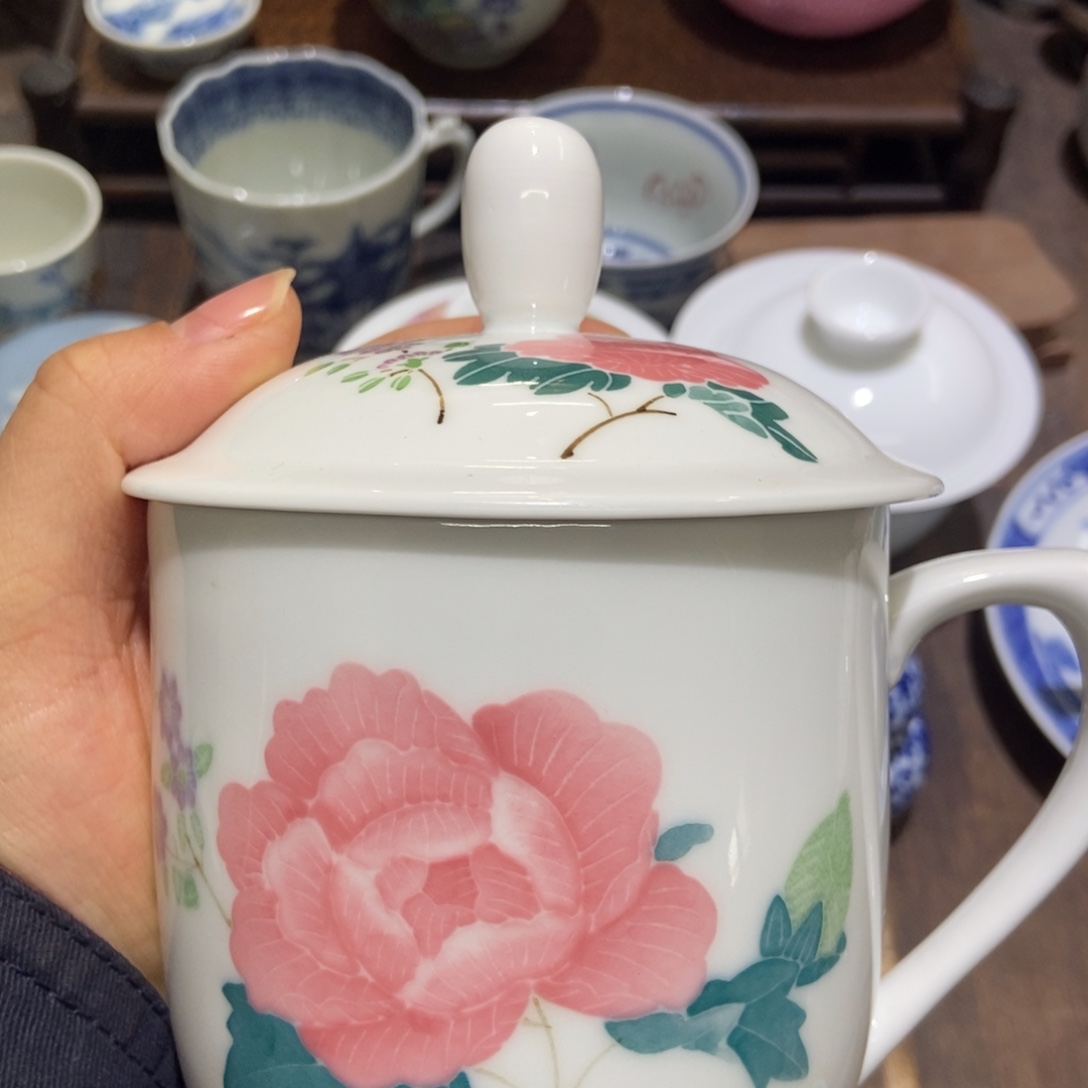 东***三陶瓷艺术品等行业的