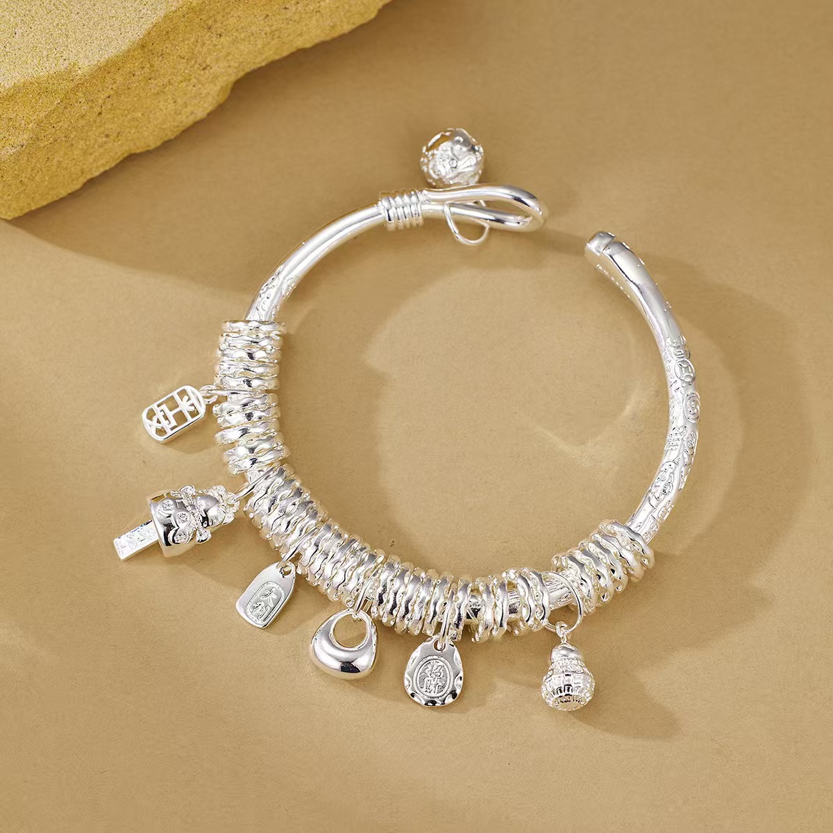 银盘缠手镯实心69g新款喜乐猫爪招财大吉