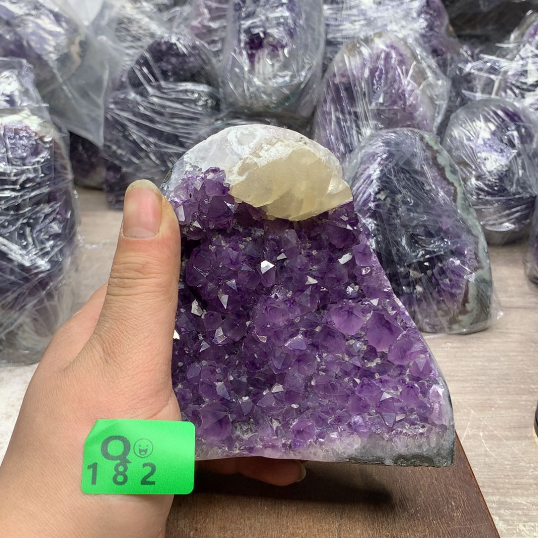 紫晶大型摆件（非配饰）未镶嵌