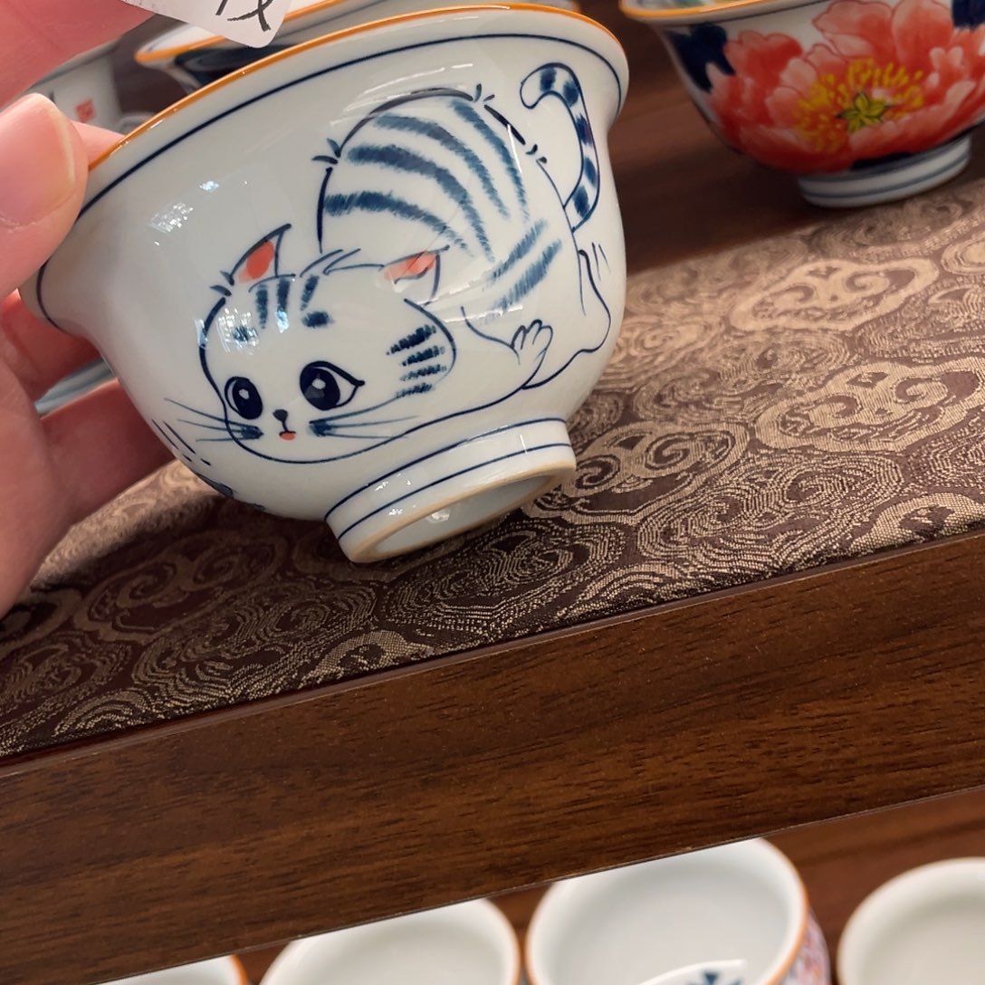 釉下手绘茶具微瑕