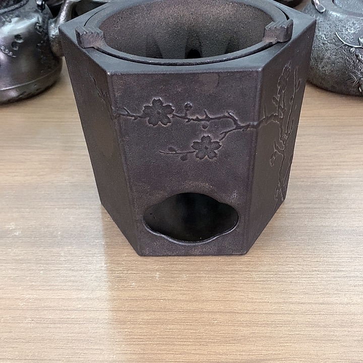 1六角梅花碳炉铸铁纯手工打造