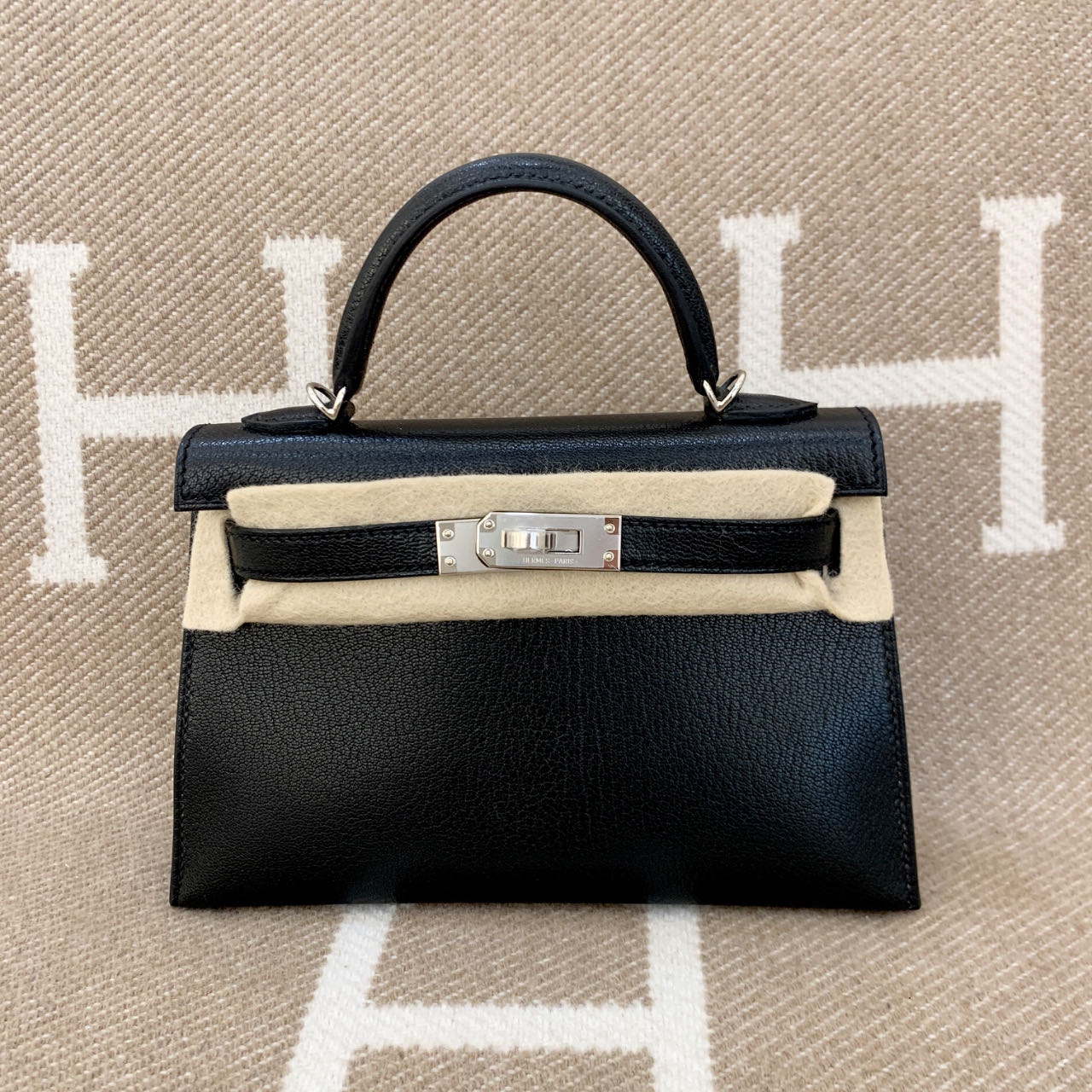 未使用 Hermes/爱马仕 mini kelly  二代 K 山羊皮  黑色v20525a1