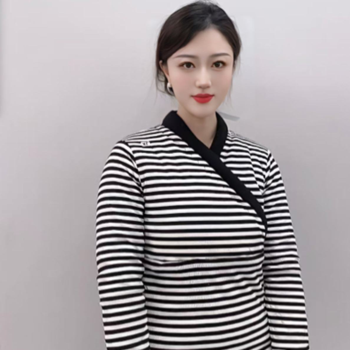 黑白条纹棉领套头棉花棉袄 修身款