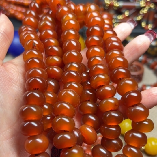 玛瑙/玉髓颈饰未镶嵌天**福