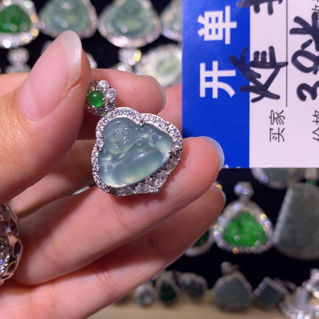 翡翠未镶嵌颈饰天然