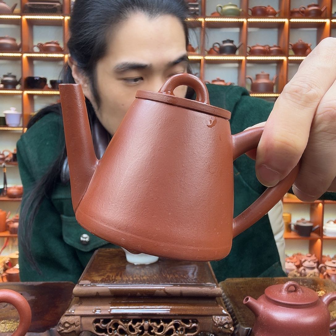 紫砂茶壶x he ni d ba ni c ba