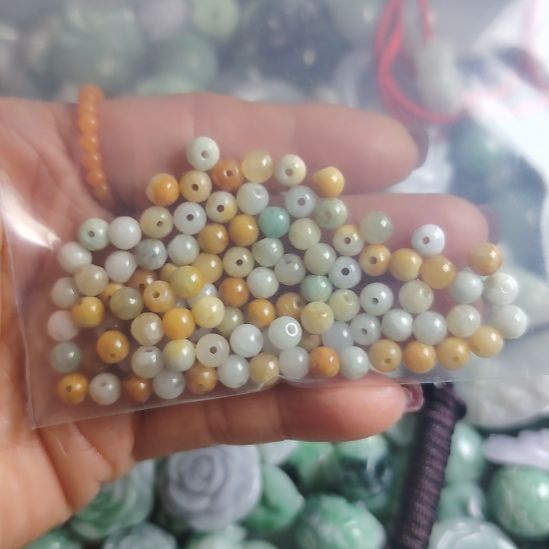 翡翠未镶嵌颈饰珠子卡5  100颗