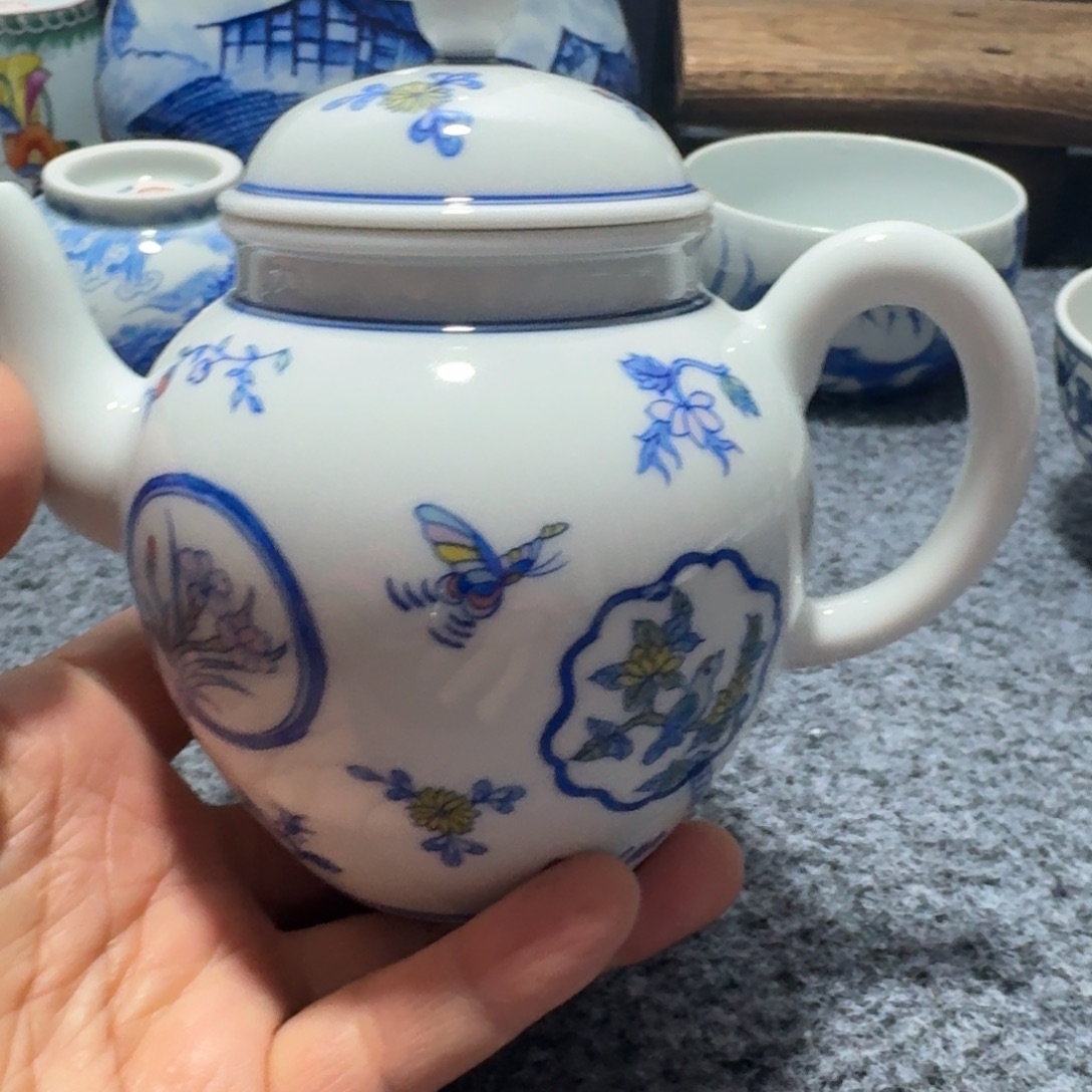 现代景德镇陶瓷手绘茶具