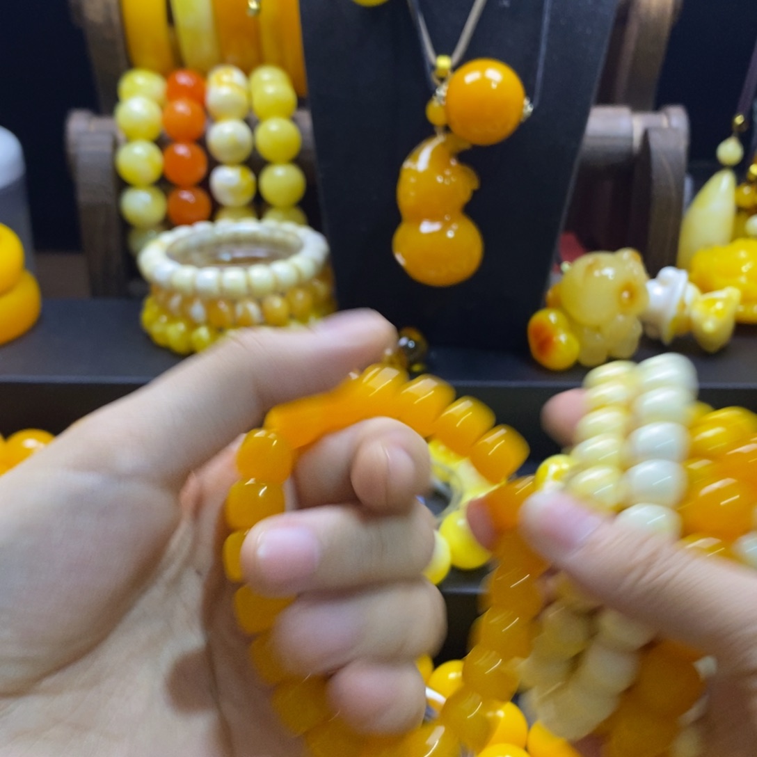 金***鸟卡12老蜜飘花手串精品