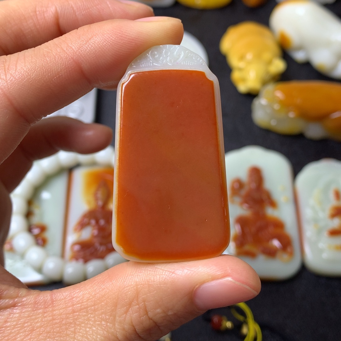 和田玉颈饰未镶嵌海*