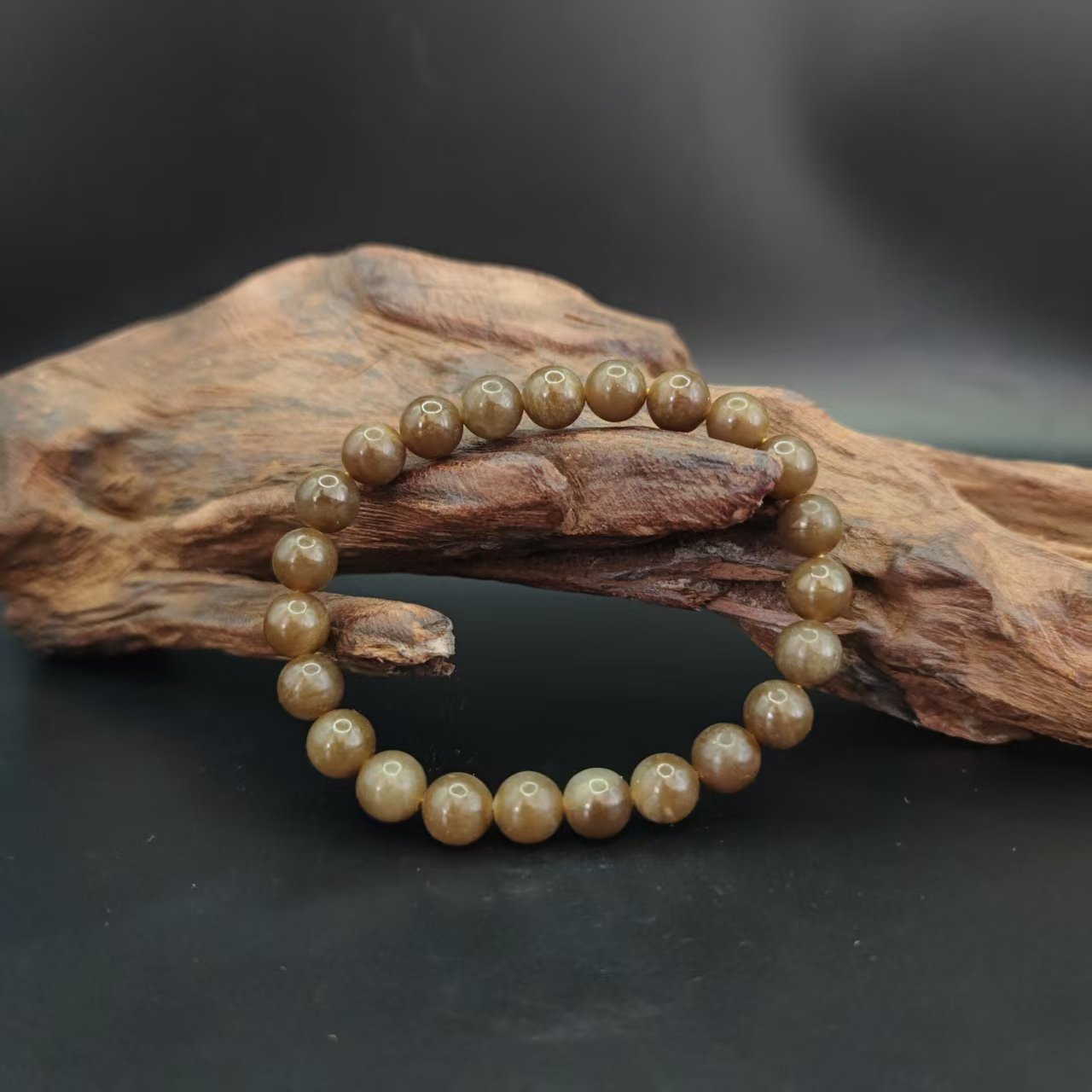 Q和田玉且末糖圆珠手串（卡8）2604