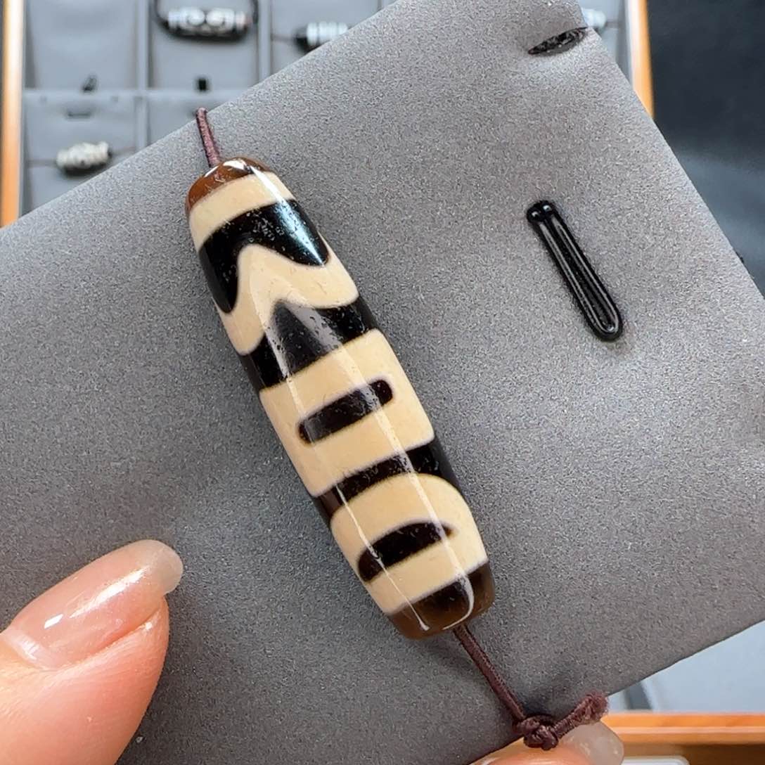 玛瑙/玉髓颈饰未镶嵌毅****n