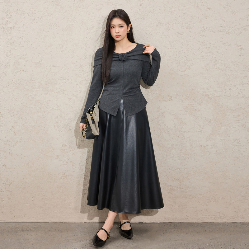 蓝语大码设计感立体花朵长袖针织衫女26春装胖mm修身开叉打底毛衣