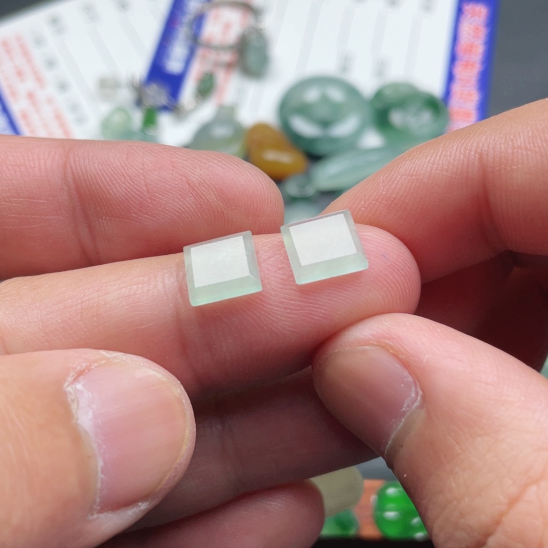 翡翠颈饰未镶嵌缅甸翡翠