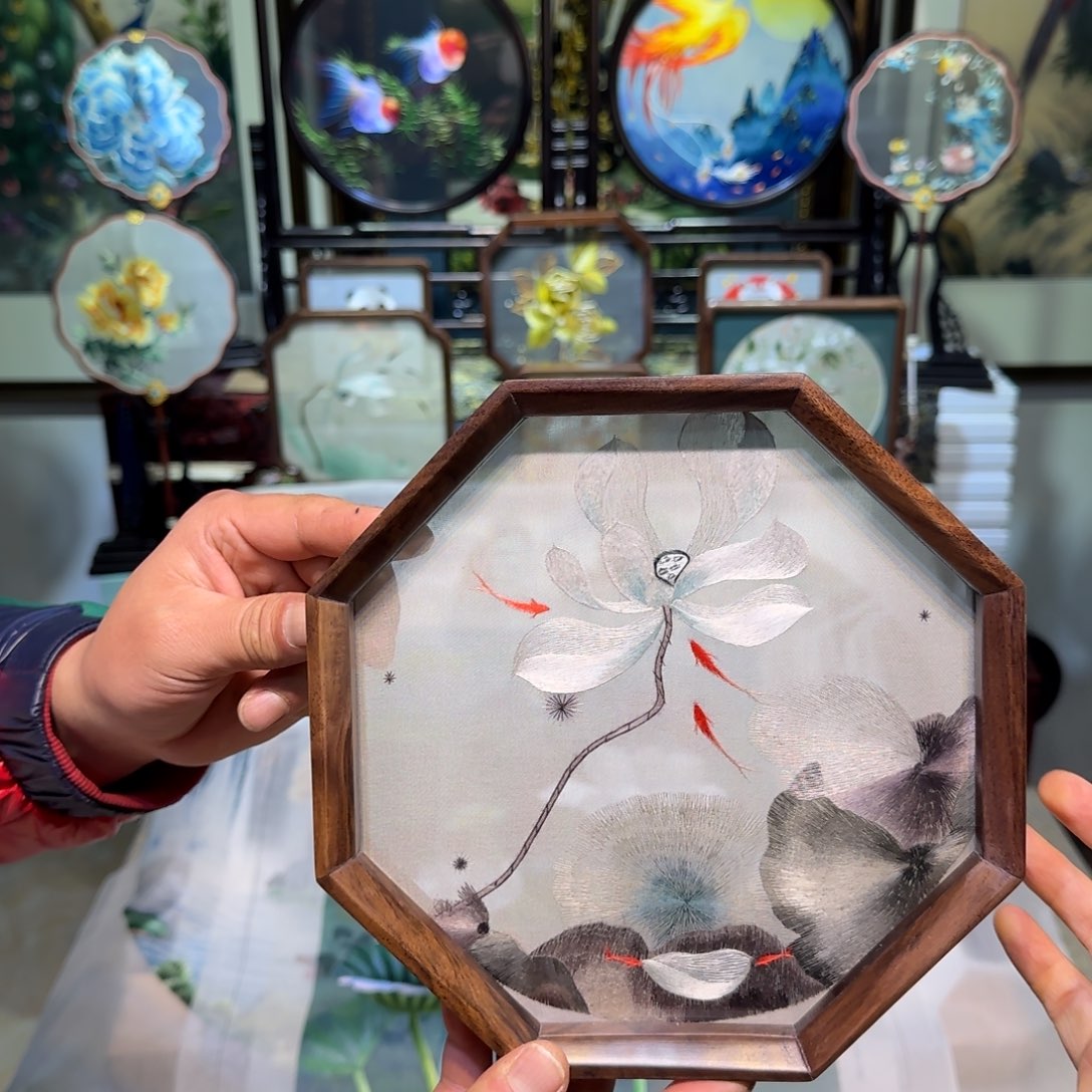 刺绣刺绣工艺精湛