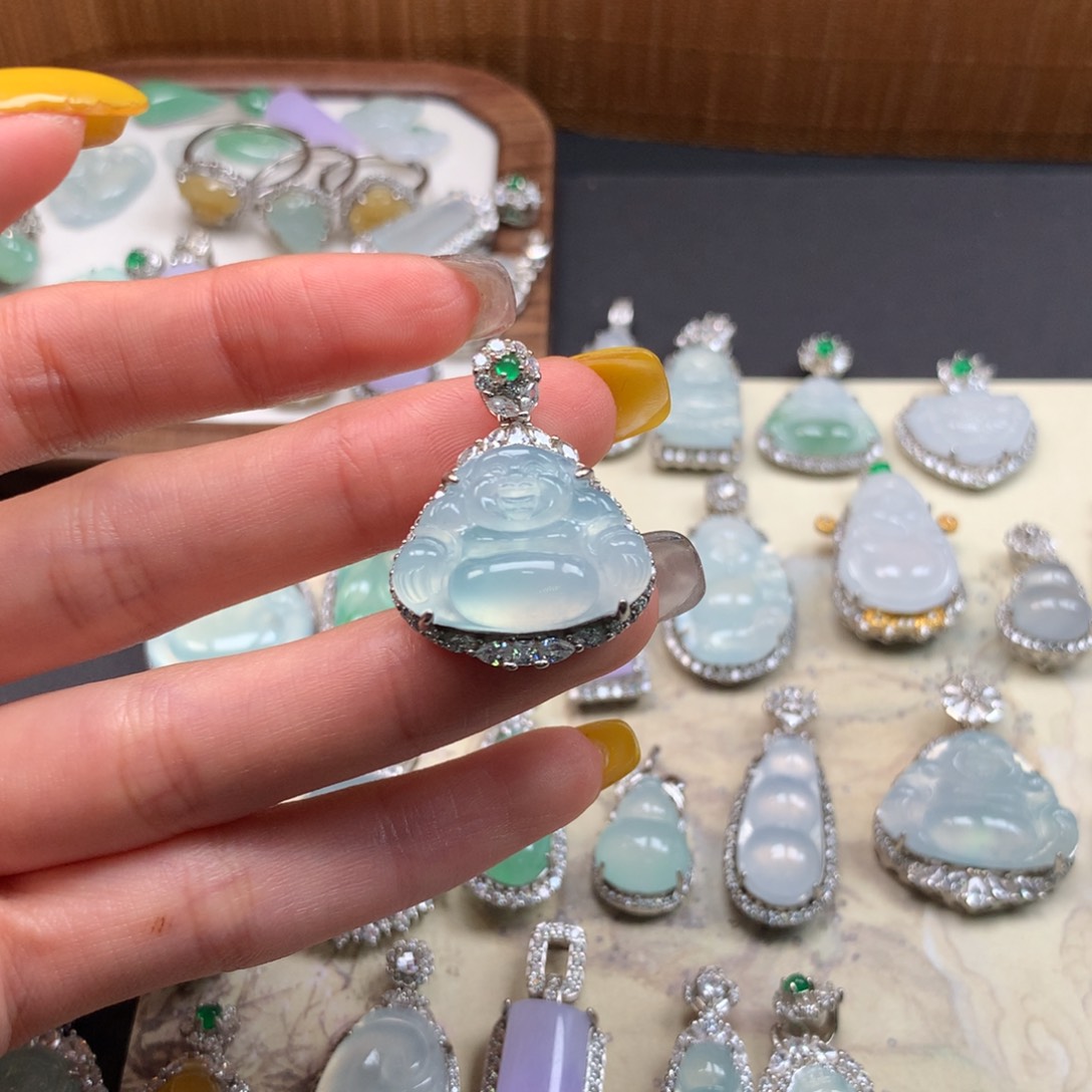 翡翠银S925镶嵌颈饰佛公lan