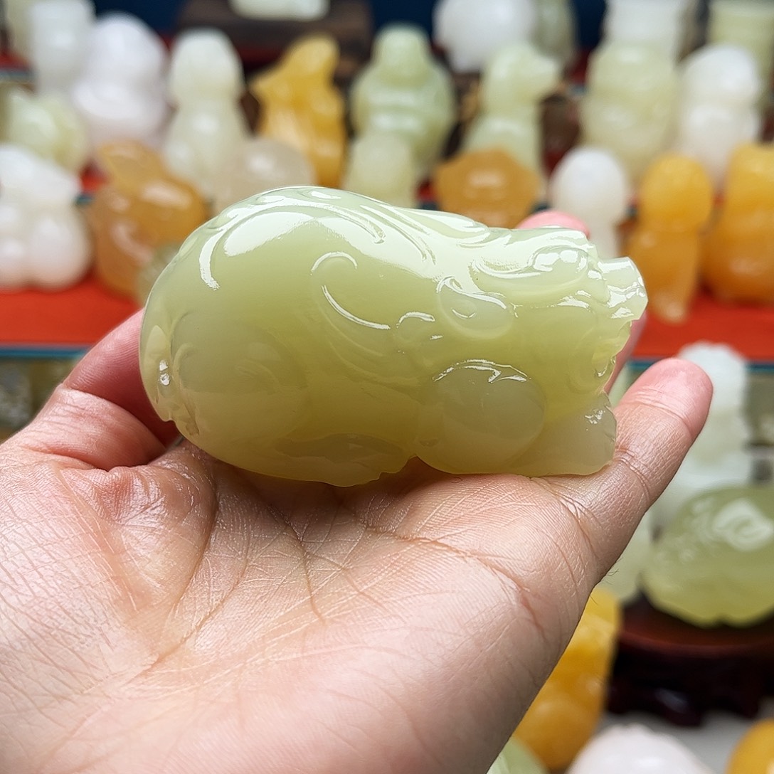 宁***远石材貔貅手吧摆件