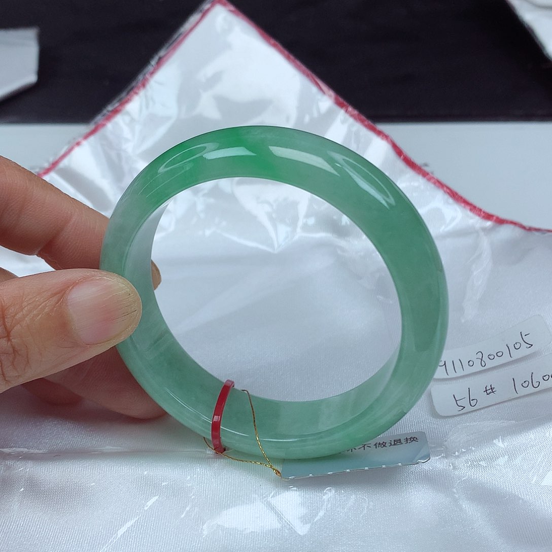 翡翠手镯未镶嵌56圈0105