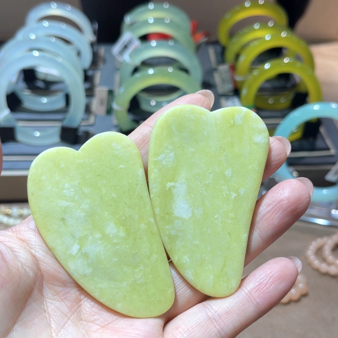 岫玉手镯未镶嵌手镯