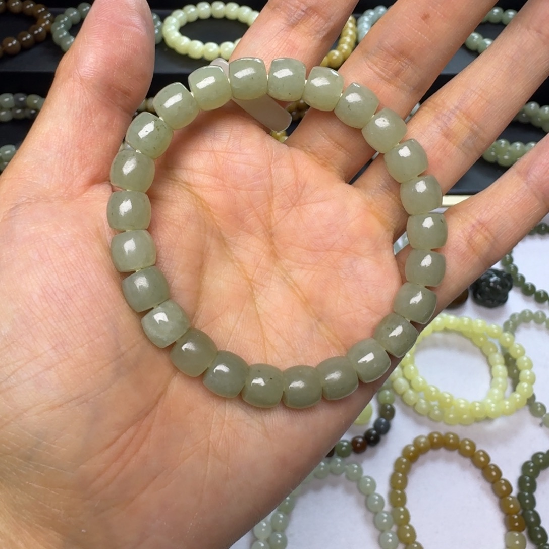 和田玉未镶嵌手链