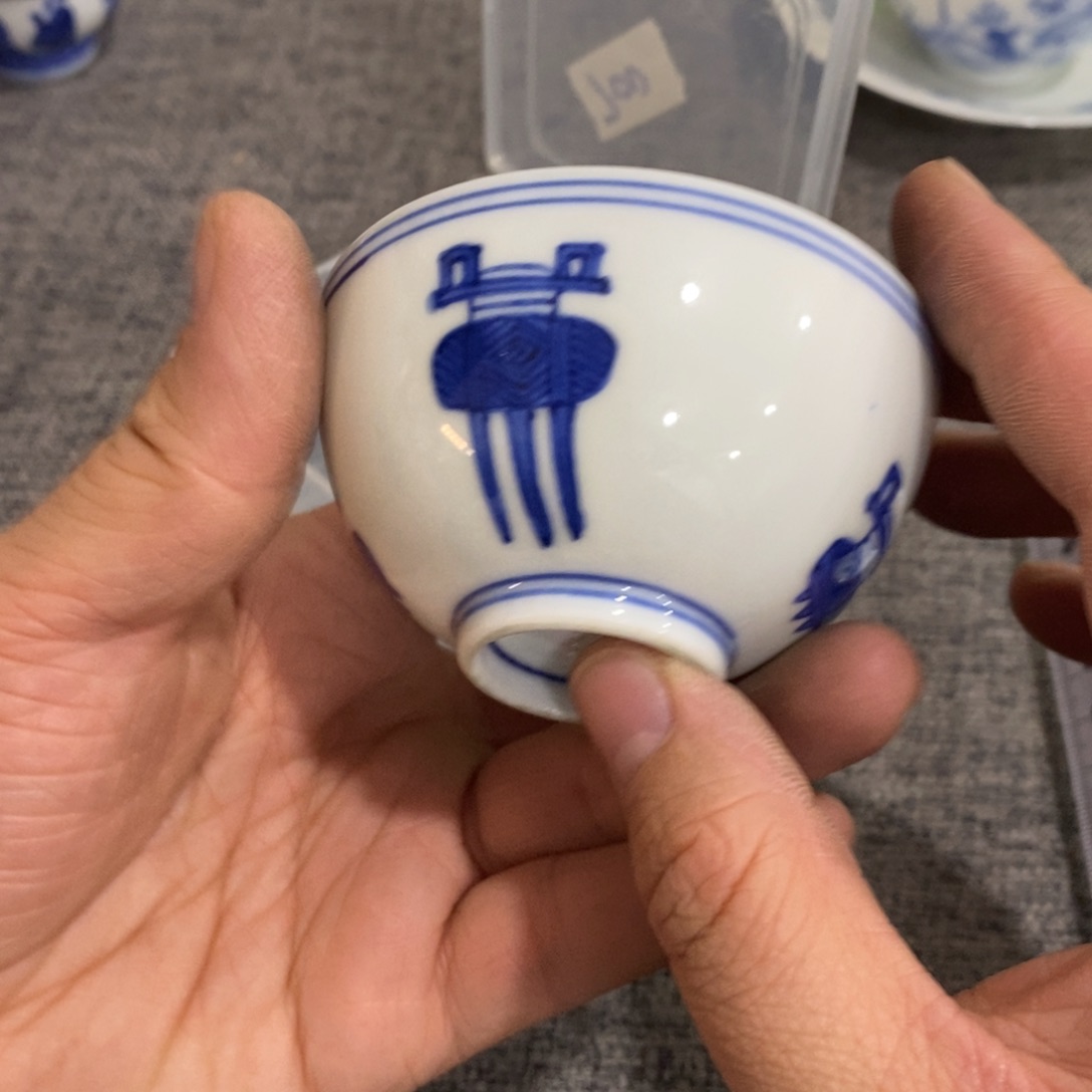 瓷片非常漂亮好看的花瓶